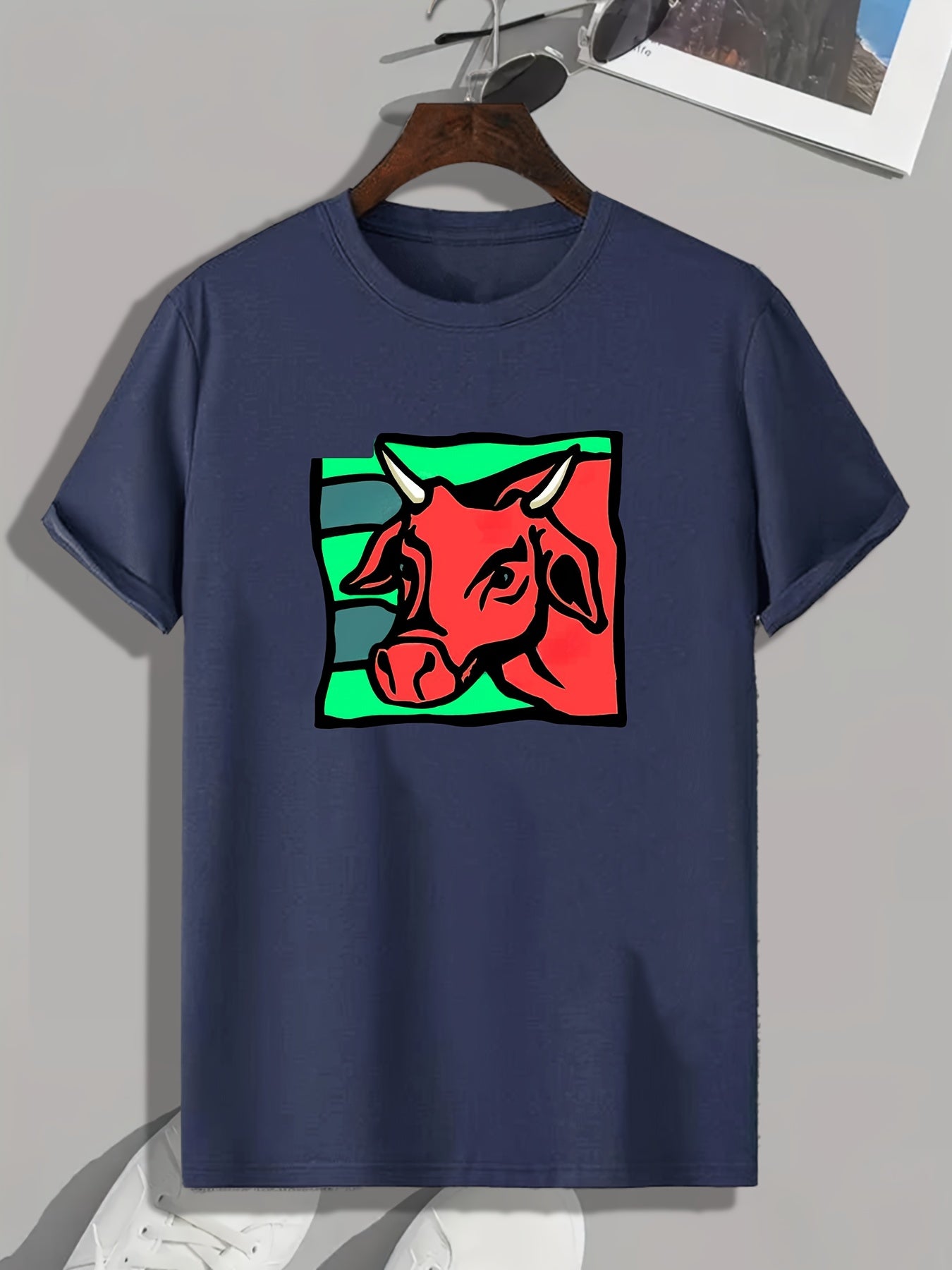 Red Ox Pattern Print Men's Sports T-shirt for Fitness Activities