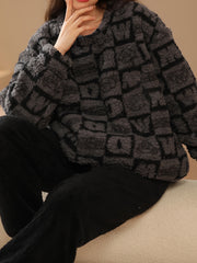 Letter Pattern Fuzzy Pajama Set Long Sleeve Crew Neck Top & Elastic Waistband