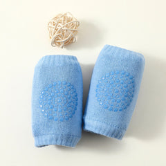 Solid Knitted Knee Pads for Protection during Sports
