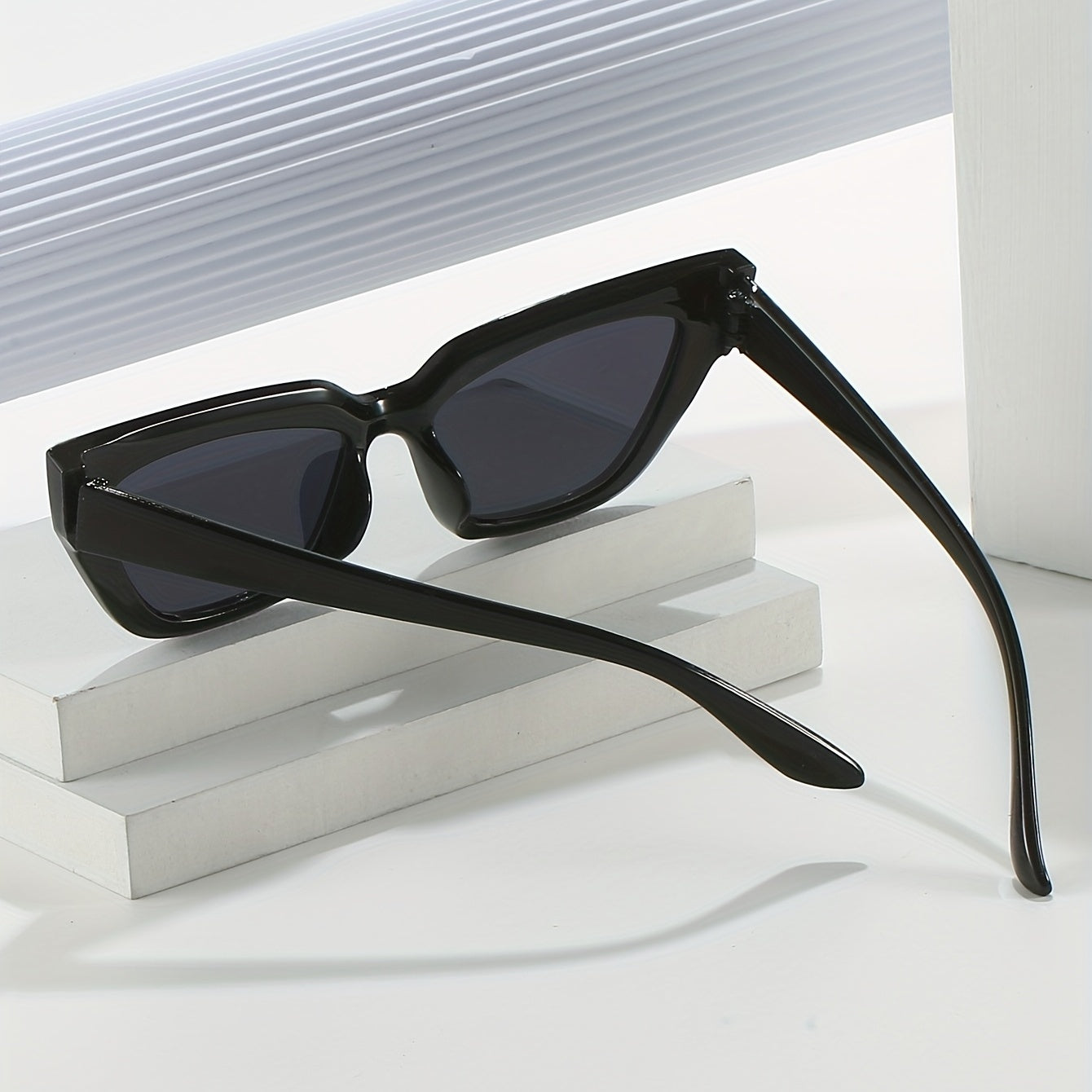 Cat Eye Sunglasses Mirror Lens Photo Booth Props Glasses UV400
