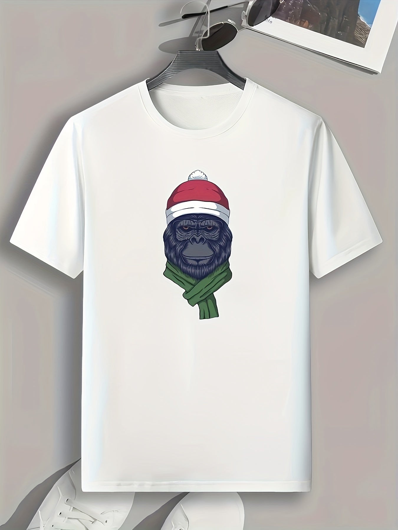 Christmas Chimpanzee Print Men's Comfy T-shirt for Outdoor Summer