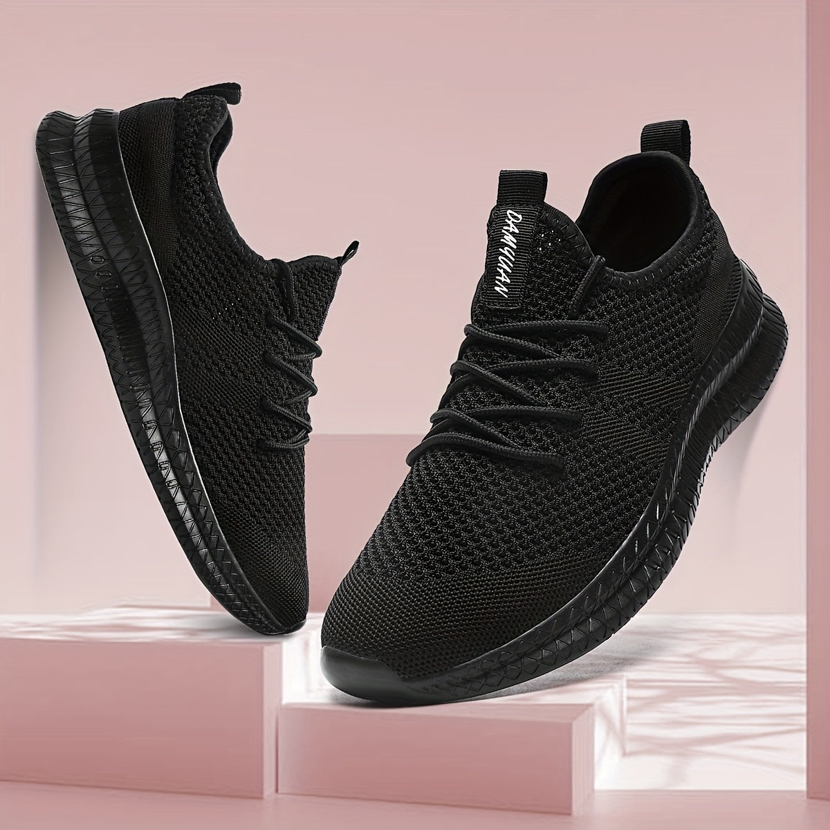 Comfortable Unisex Mesh Running Shoes Lace Up Outdoor Sneakers