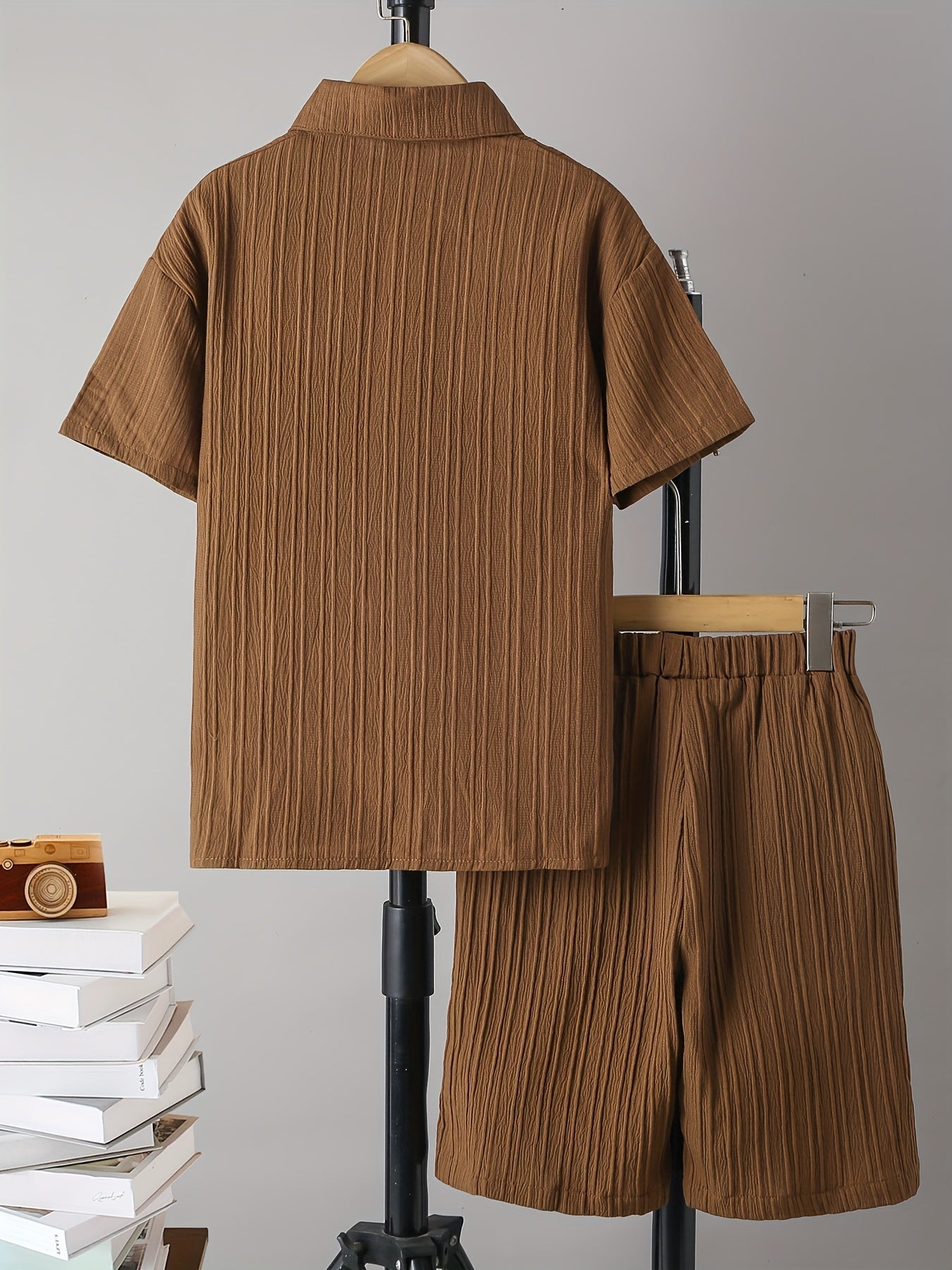Boys 2pcs Short Sleeve Button Down Shirt & Shorts Set