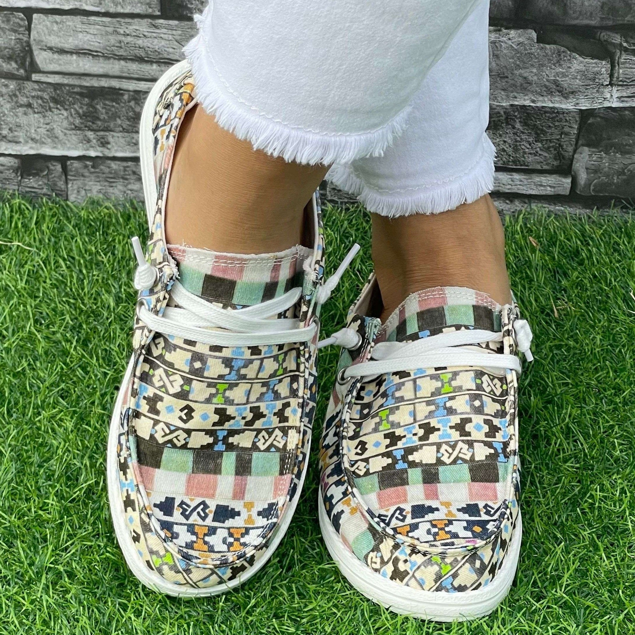 Geometric Flat Shoes Women's Casual Lightweight Soft Comfortable Walking Shoes