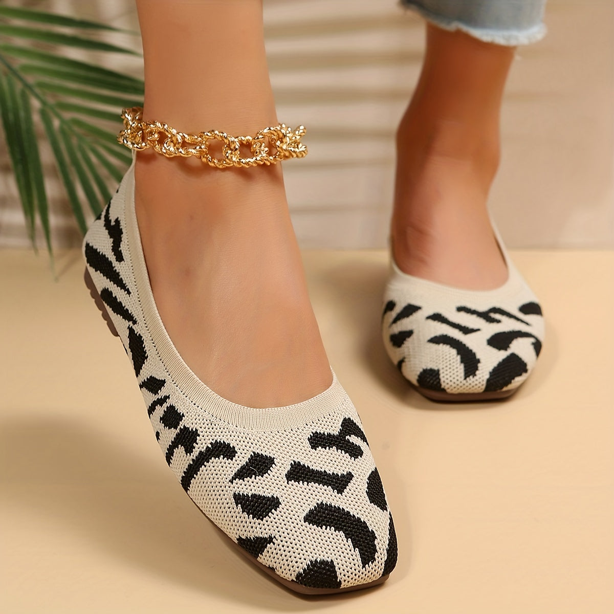 Women's Square Toe Knit Flats Soft Sole Slip On Shoes
