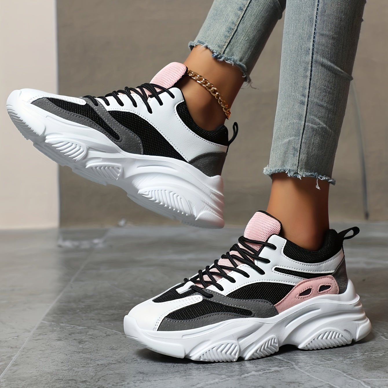 Chunky Sneakers Mesh Breathable Lace Up Running Shoes