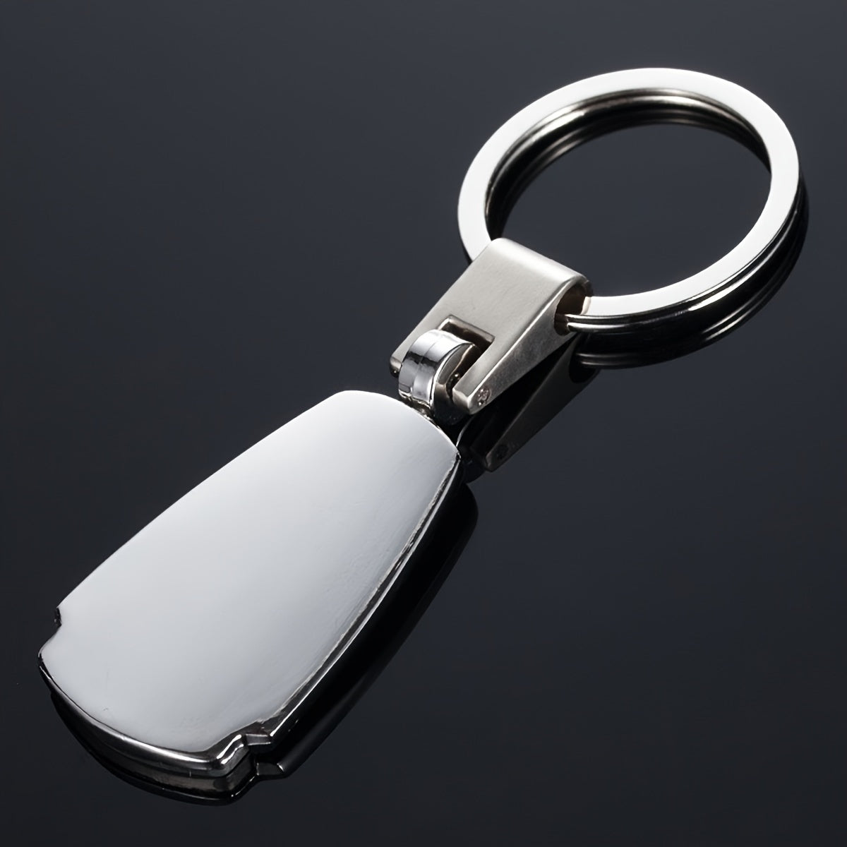 Zinc Alloy Keychain Pendant for Car Keys Backpacks Wallets