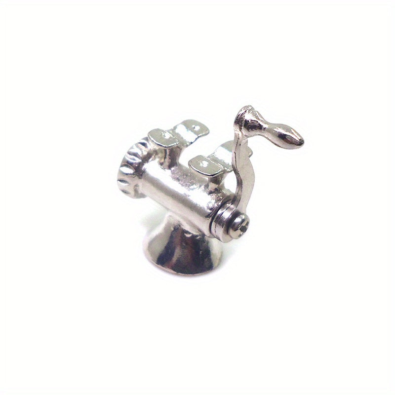 Mini Kitchen Meat Grinder with Rotating Wheel - Mixed Color