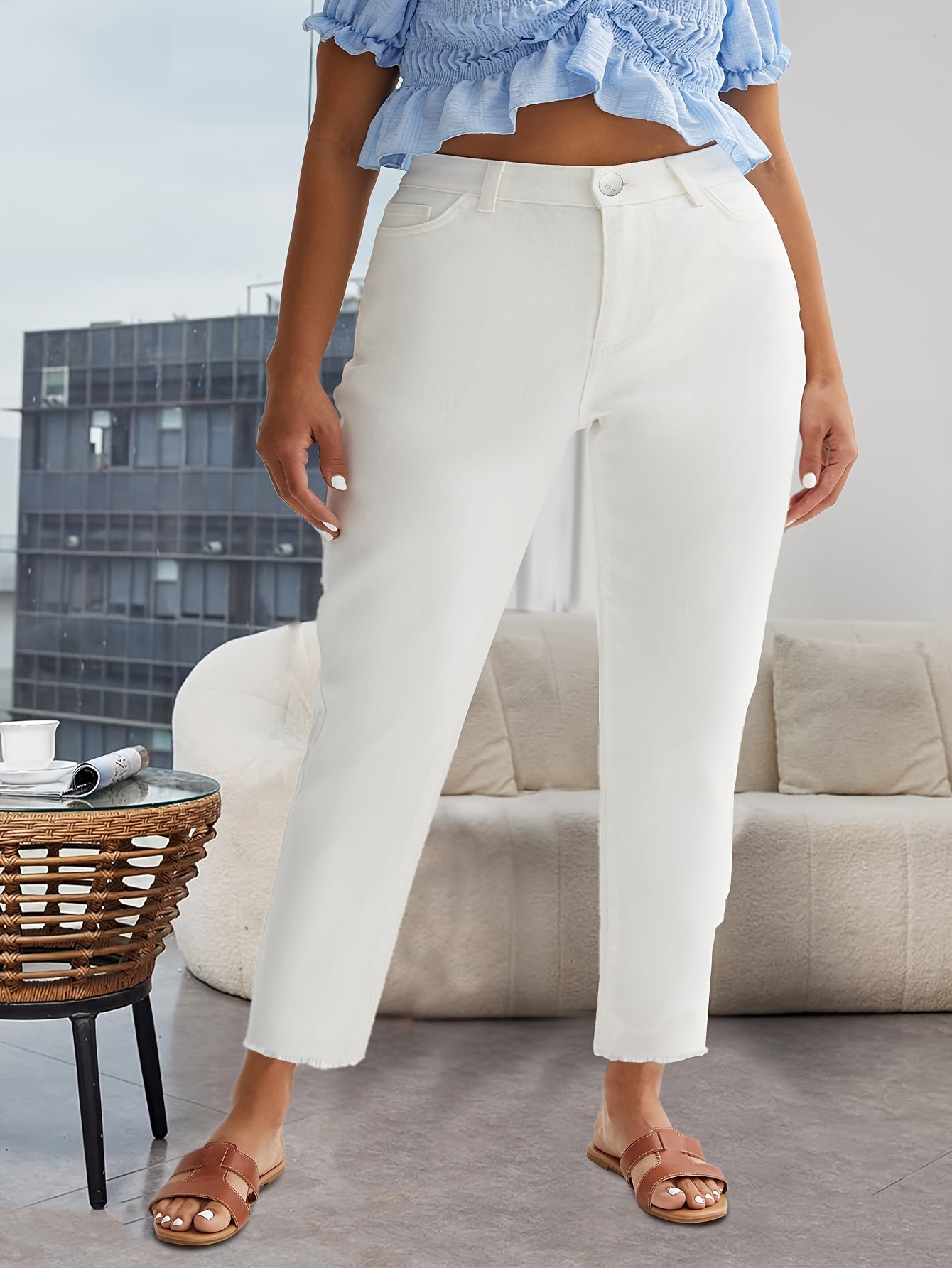 Raw Trim High Rise Crop Jeans