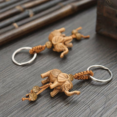Vintage Lucky Elephant Carved Pendant Keychain Key Ring