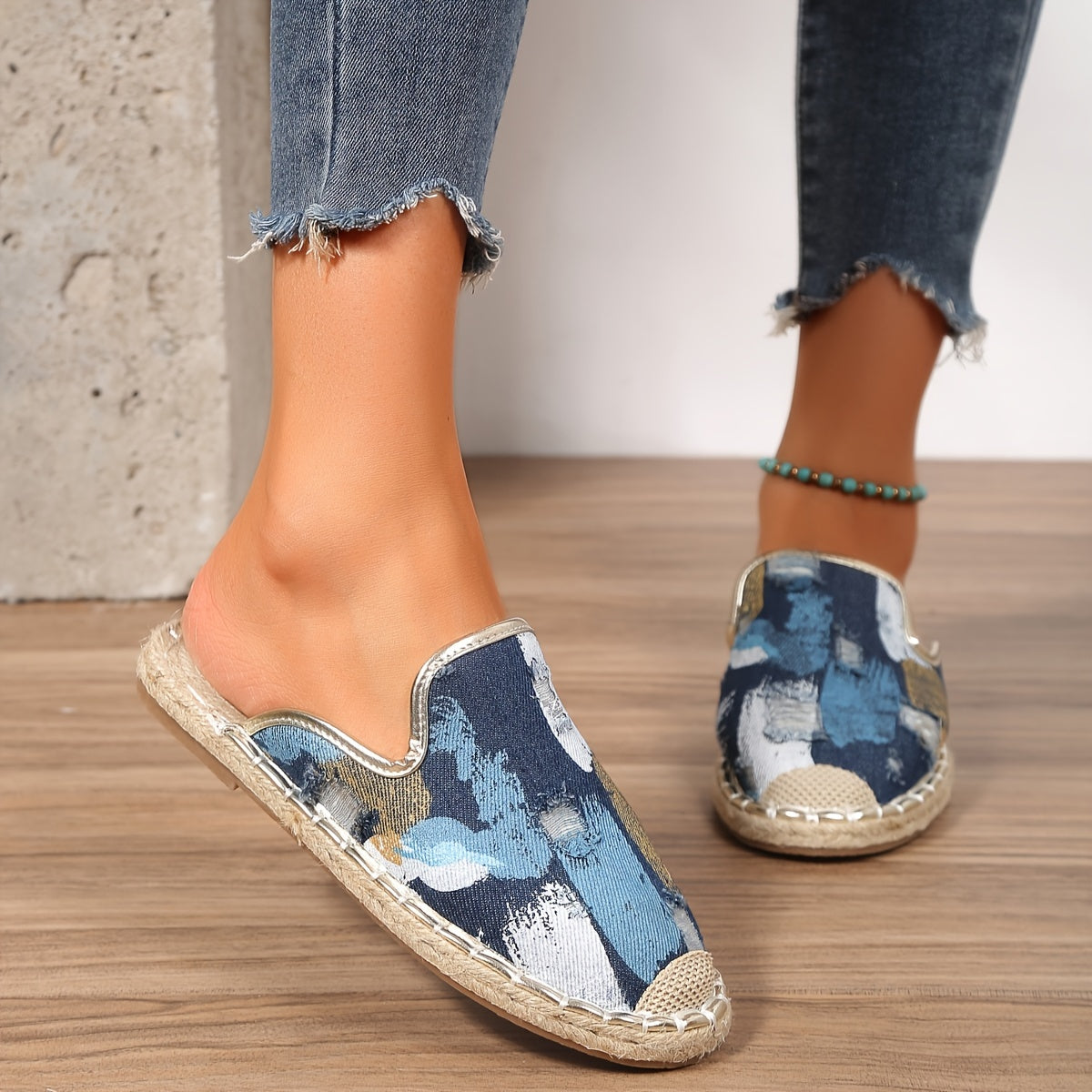 Women's Graffiti Print Slip On Espadrilles Casual Outdoor Shoes