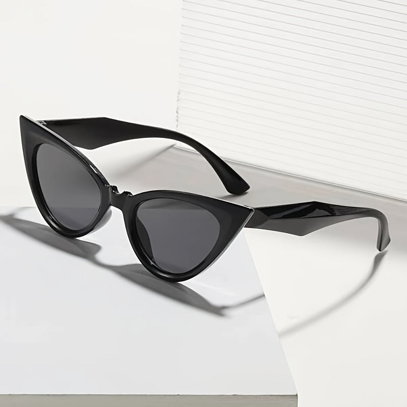Retro Triangle Cat Eye Sunglasses