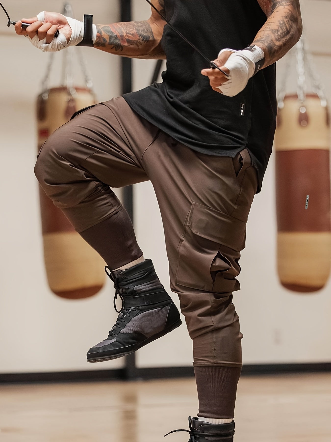 Spring Men's Outdoor Trousers Quick drying Breathable Elastic Fitness Beam Foot