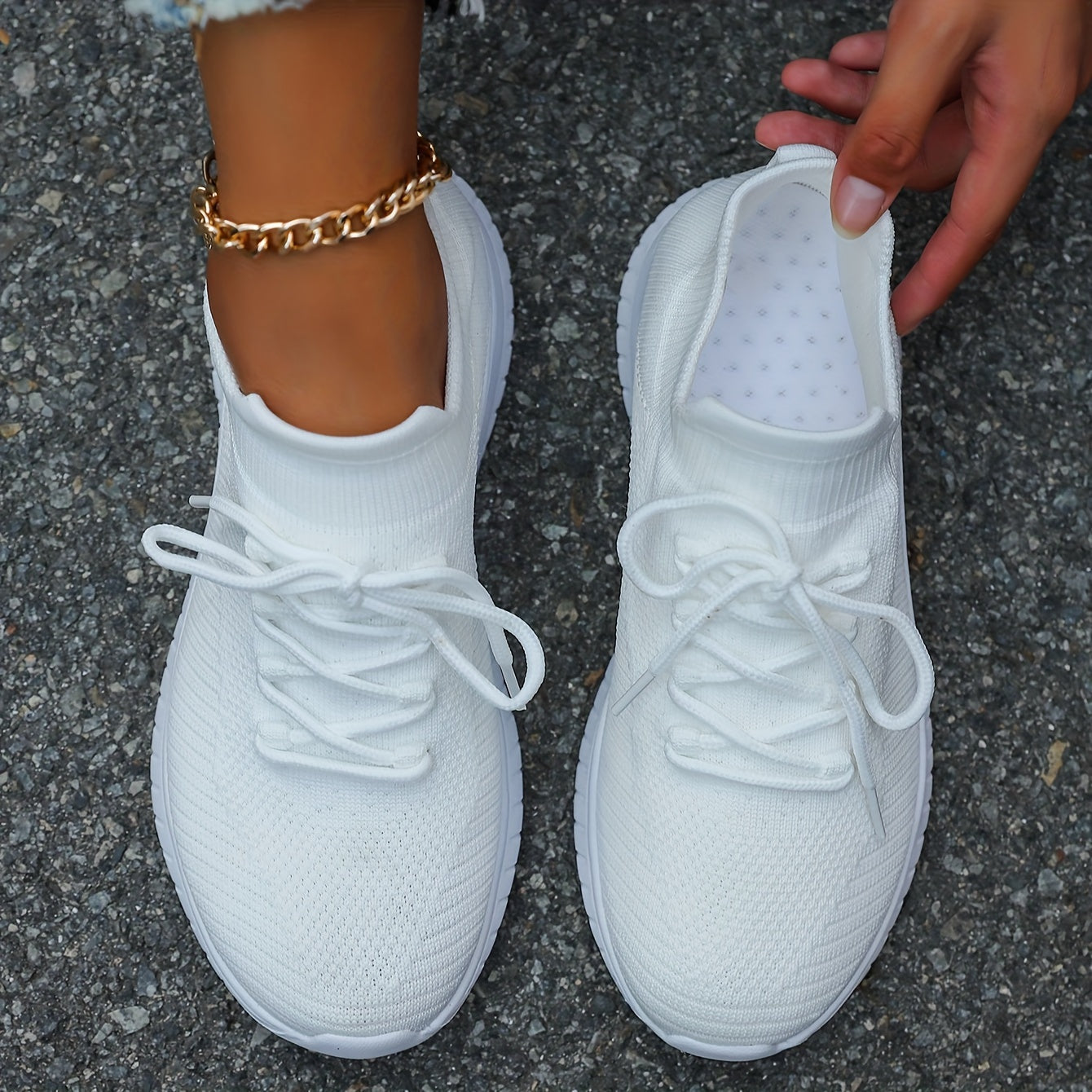 Women's Breathable Lace-up Running Shoes Non-slip Mesh Sneakers