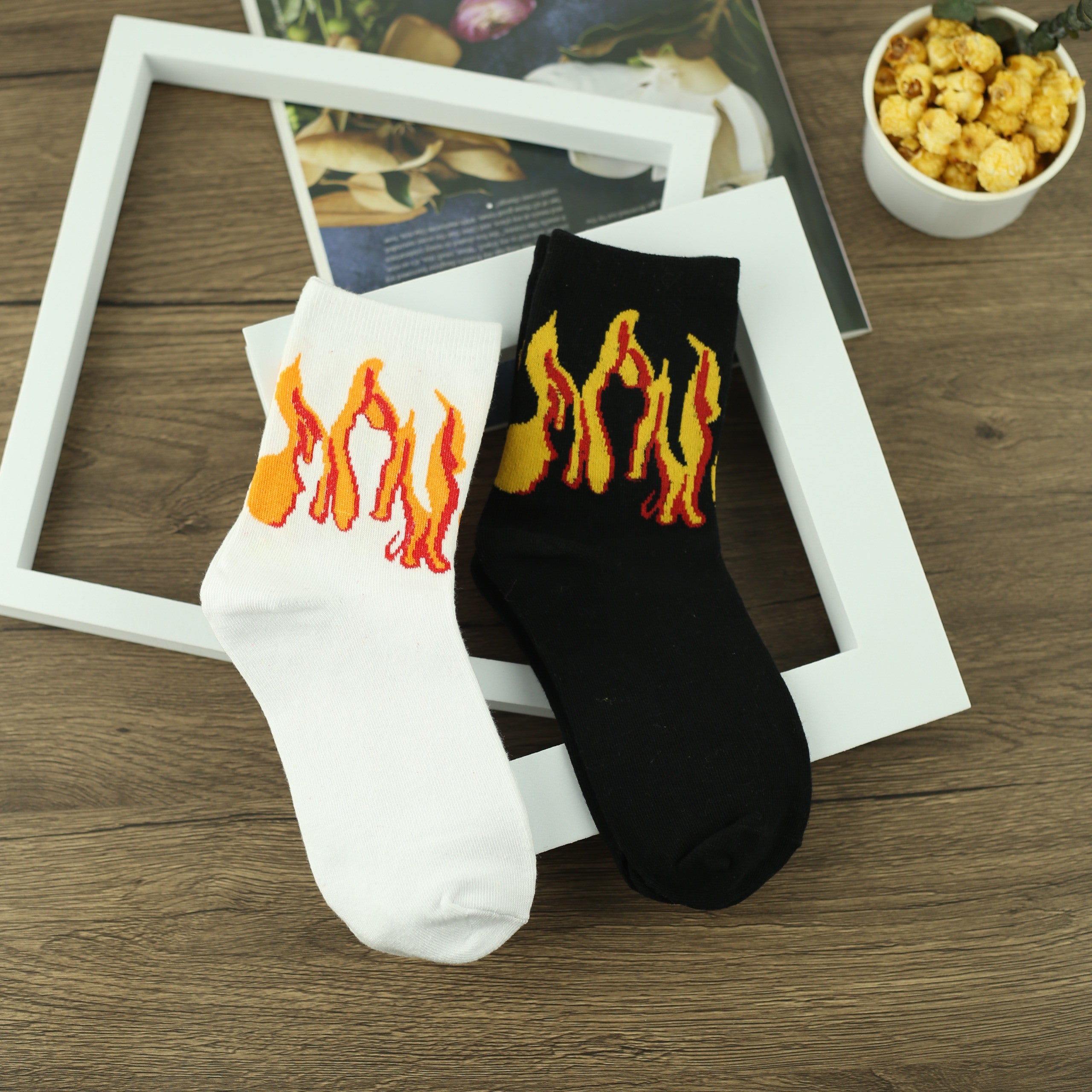 Men's Cartoon Fire Pattern Crew Socks Breathable Comfy Casual Street Style Socks