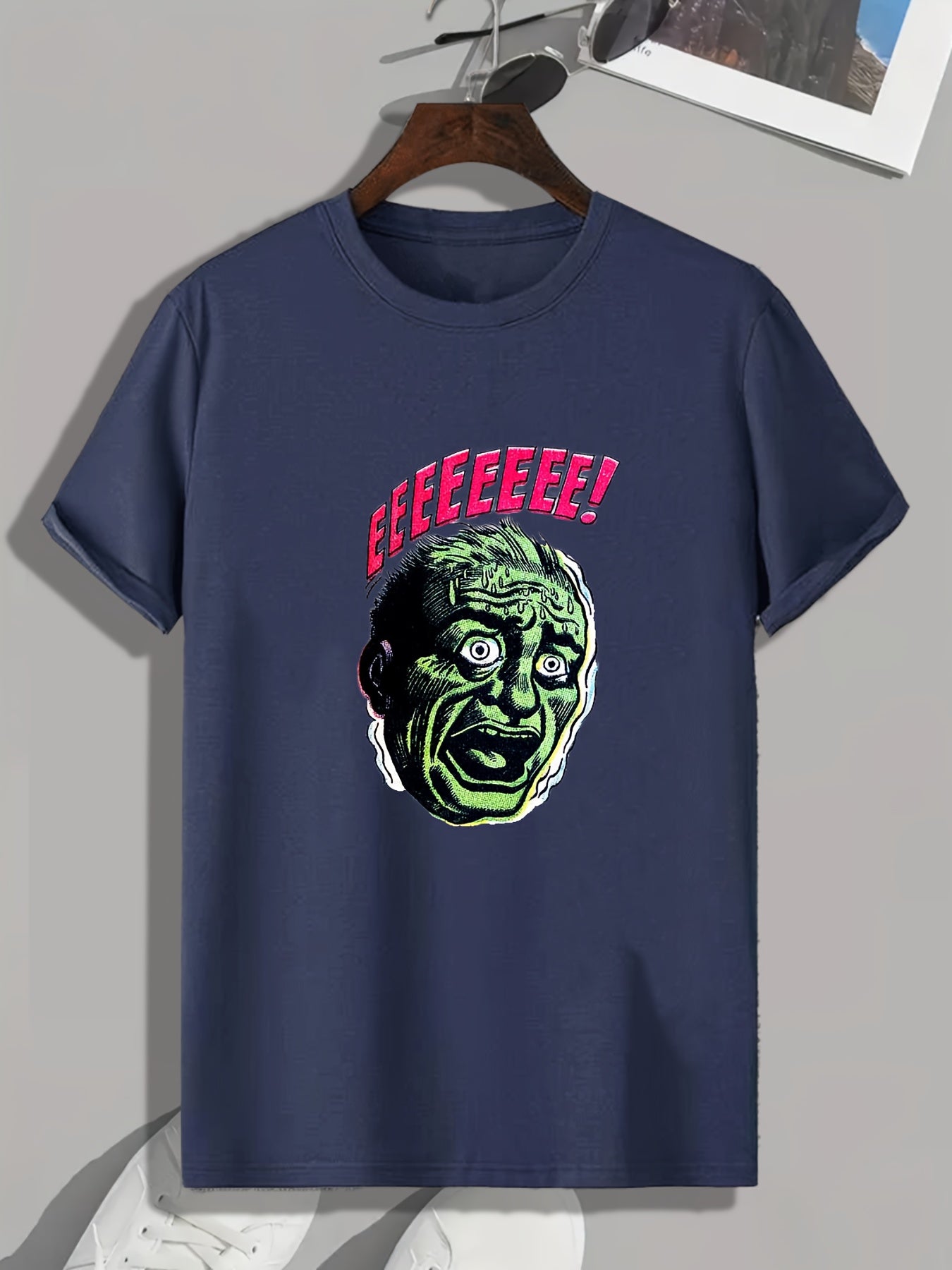 Surprised Expression Print Men's Graphic T-shirt for Summer