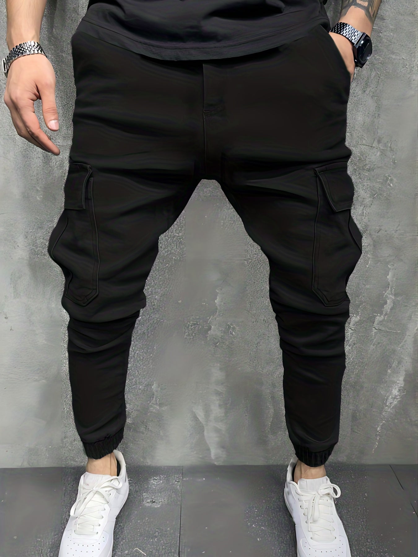 Men's Stretch Cargo Jeans w/ Flap Pocket