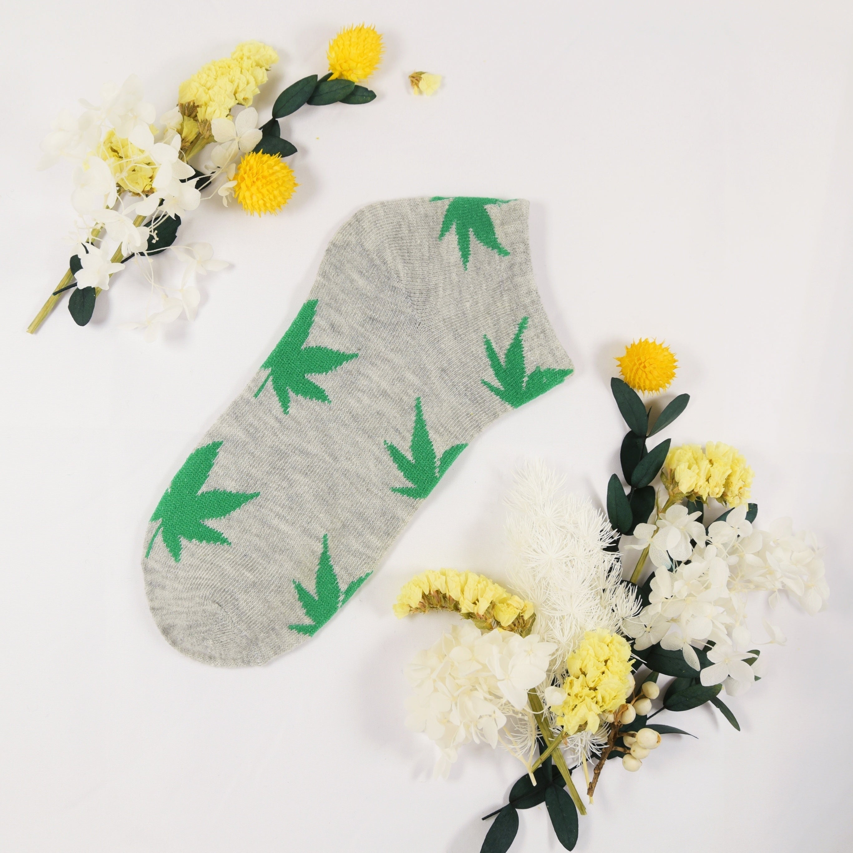 5 Pairs Maple Leaf Print Ankle Socks Lightweight Soft for Women & Men