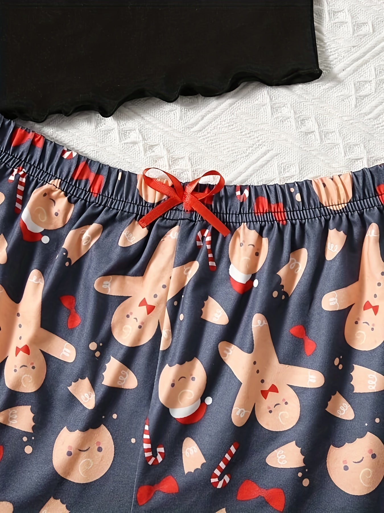 Christmas Print Pajama Set Top & Shorts Women's Sleepwear