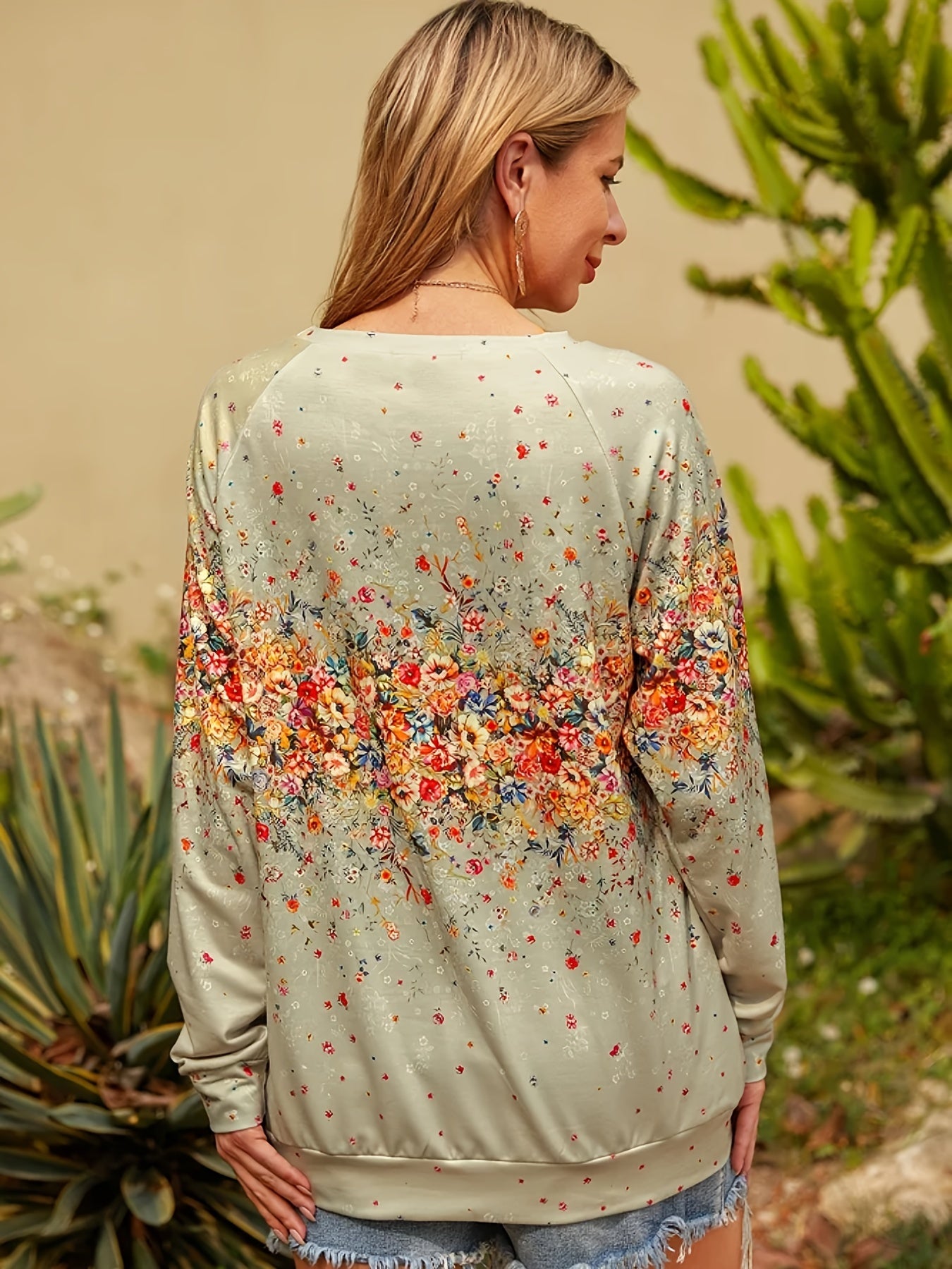 Floral Print Long Sleeve Sweatshirt