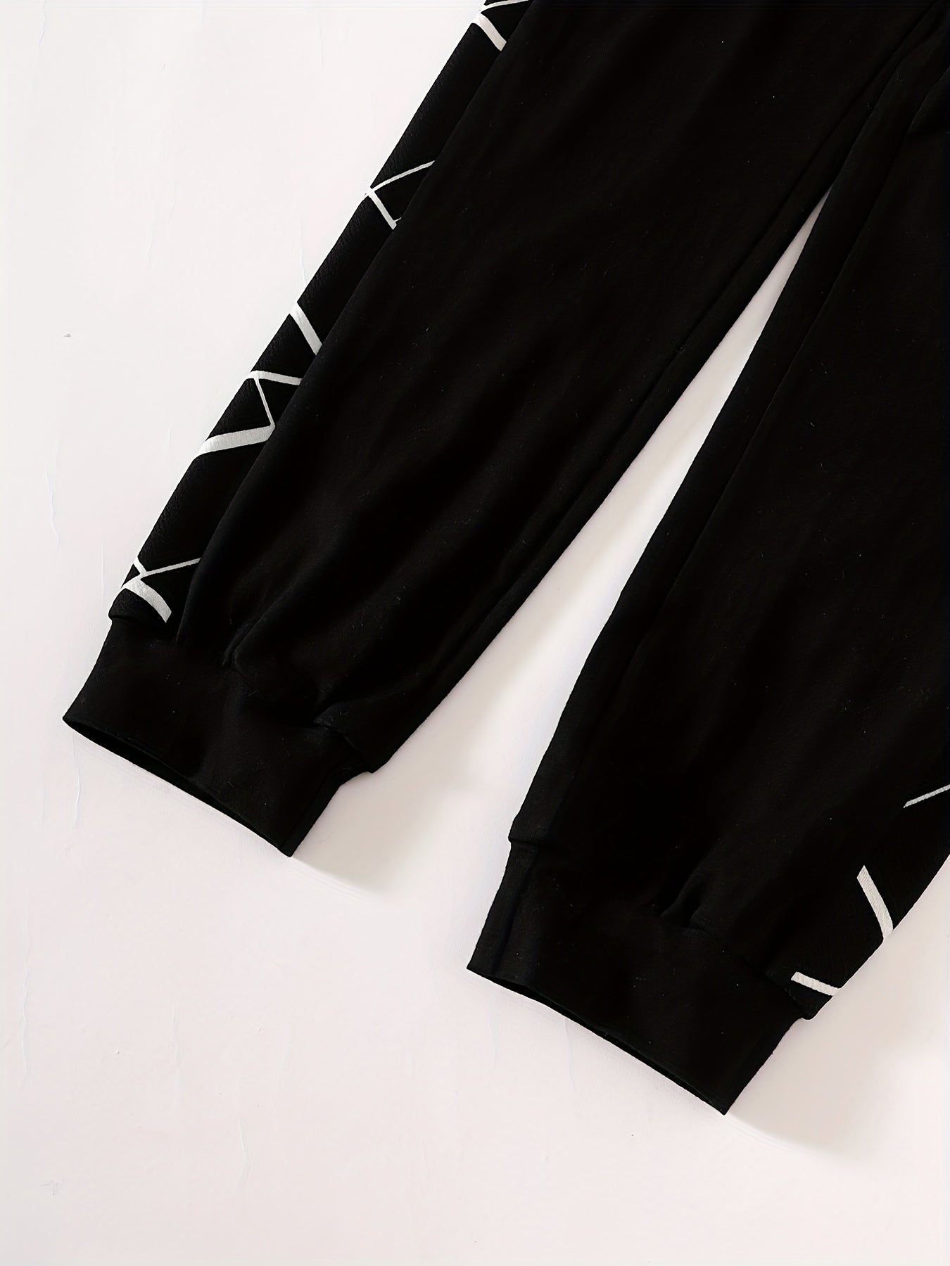 Geometric Graphic Print Boys Hooded Sweatshirt & Sweatpants Set