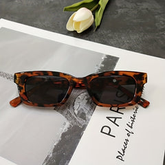 Men's Retro Small Frame Sunglasses for Travel Hipster