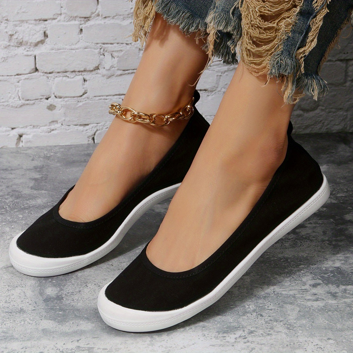 Women's Black Canvas Slip-On Flat Sneakers Outdoor Shoes