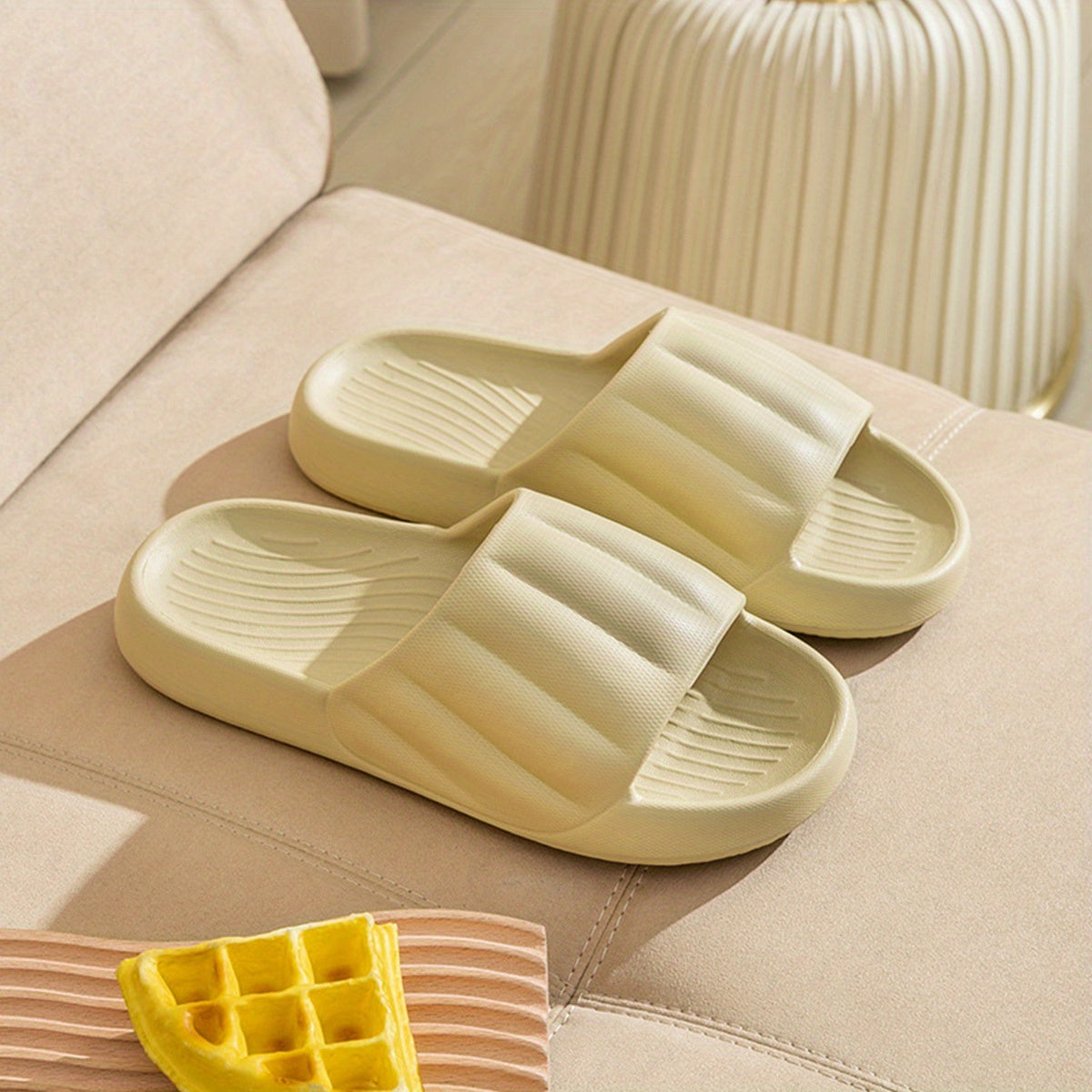 Men's Lightweight Non Slip Slides Open Toe Quick Dry Slippers