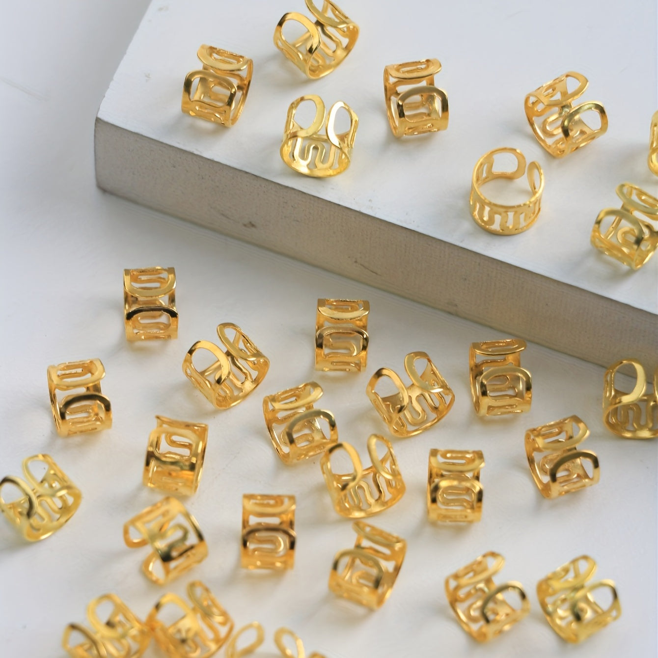 40pcs Golden Wavy Hair Ring for Braids Punk Hair Ring for Dreadlock