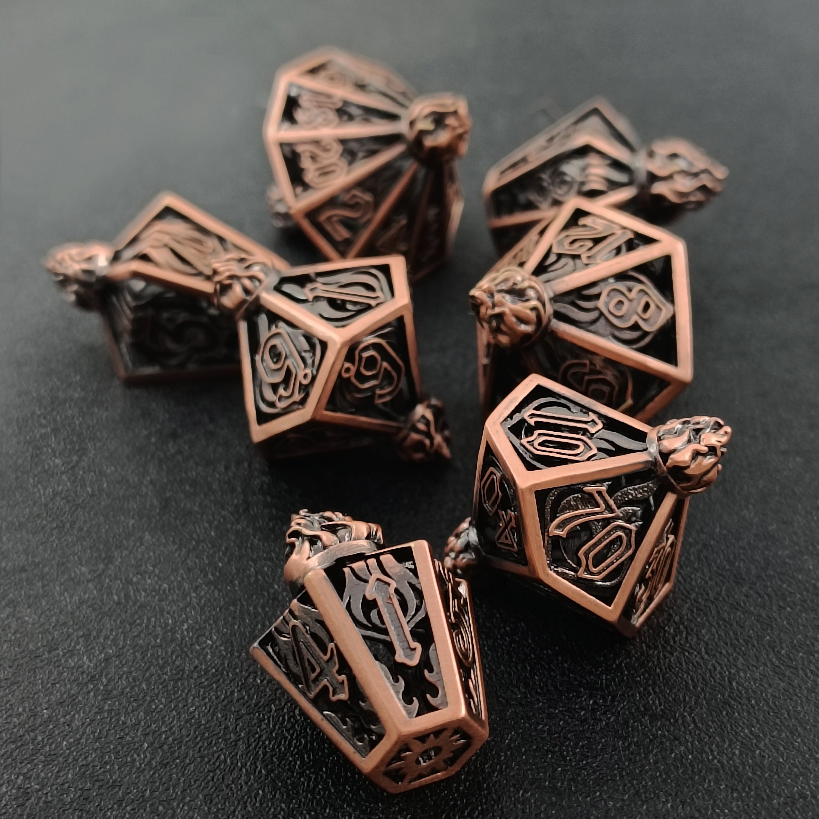 Electroplated Dice Metal Skeleton Welded Jug Shaped Dice