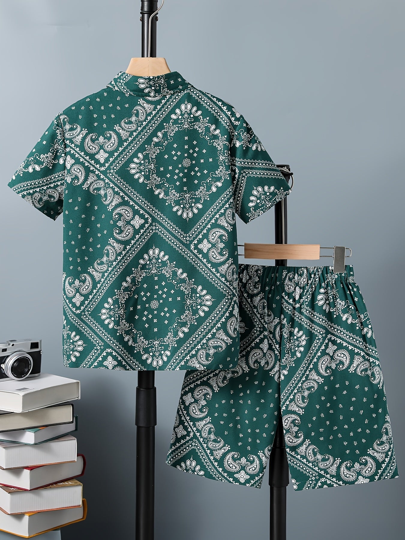 Paisley Pattern Boy's Hawaiian Shirt & Shorts Set for Beach Vacation