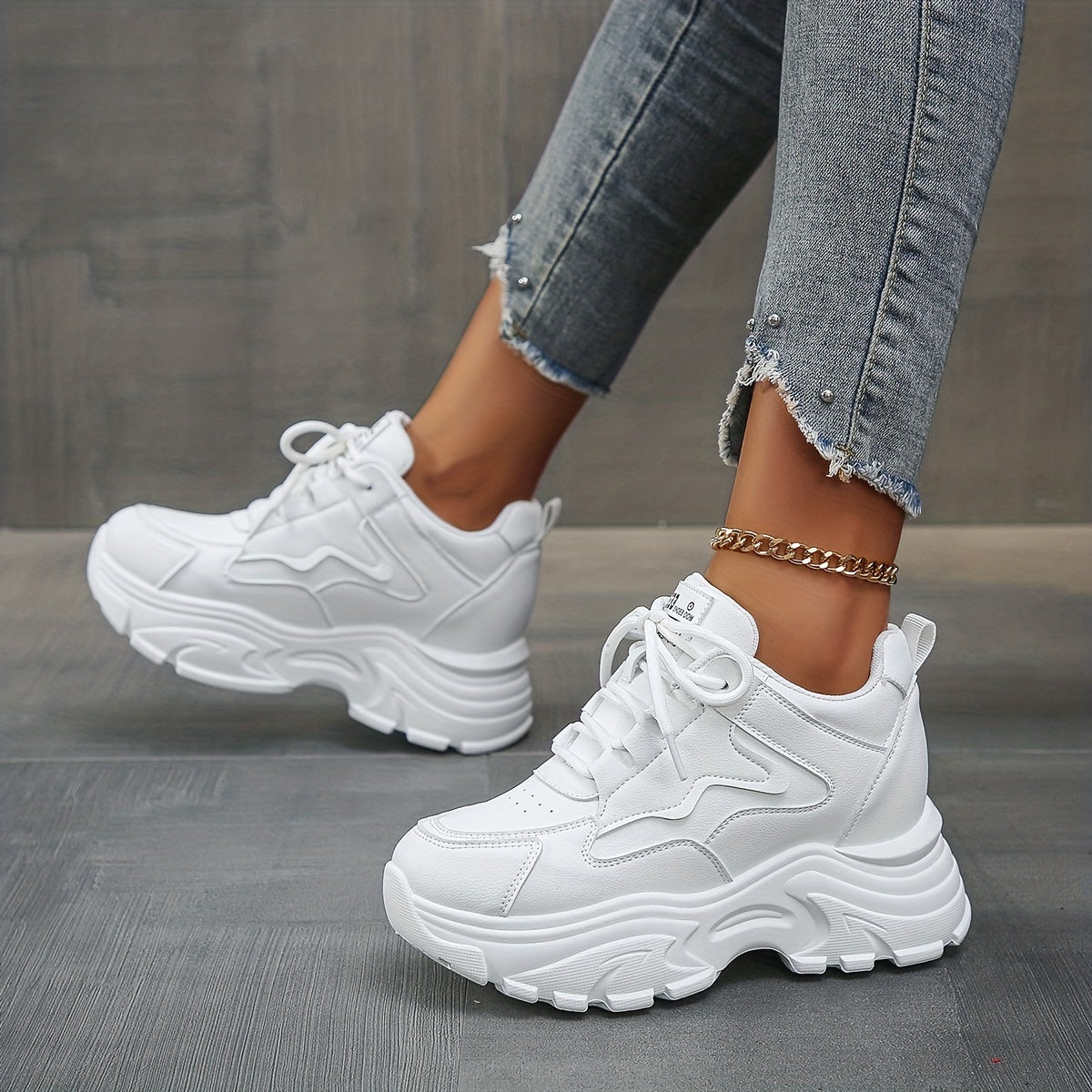 Women's Thick Bottom Sneakers Comfortable Non slip Sports Shoes