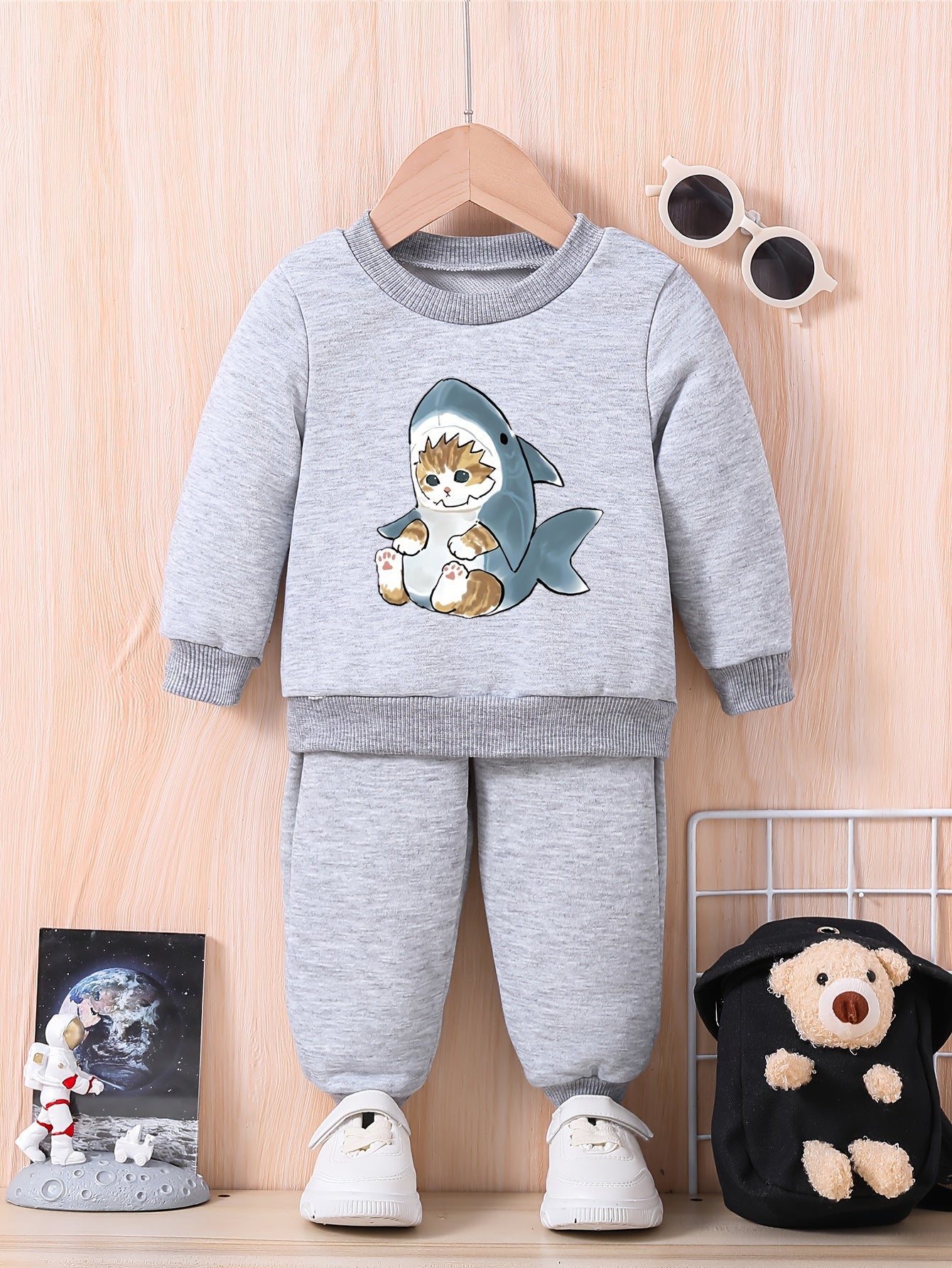 Baby SHARK & KITTY Casual Outfit Sweatshirt Trousers Set