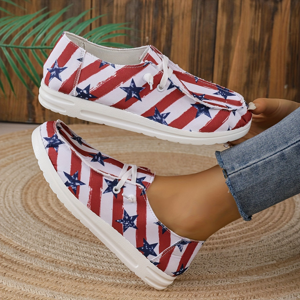 Women's Star & Striped Canvas Shoes Low Top Loafers Lightweight Walking Shoes
