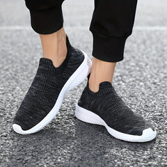 Men's Lightweight Slip On Casual Shoes For Spring And Summer