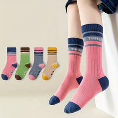 4 Pairs Kids Hiking Sports Socks Casual Style for Spring and Autumn