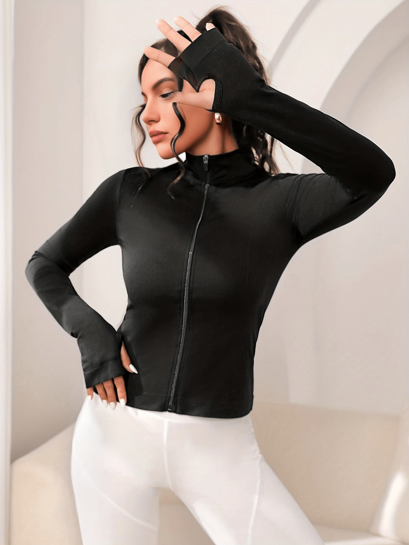 Seamless Women's Sports Jacket Slim Fit Stretchy Comfort Long Sleeve