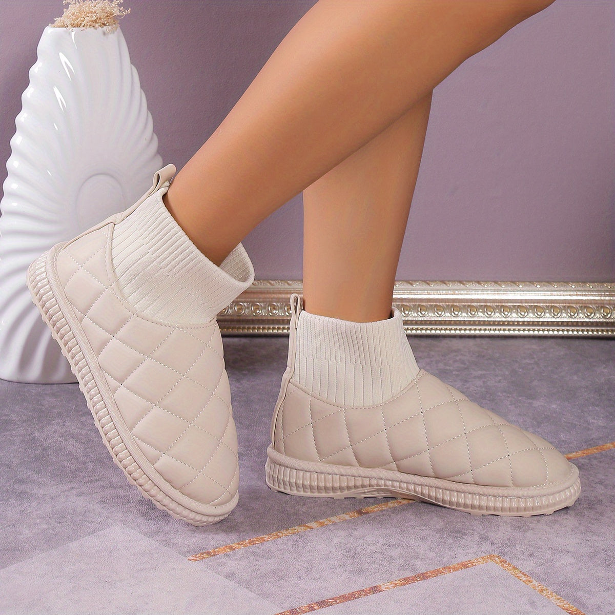 Women's Quilted Pattern Boots Slip On High Round Toe Warm Snow Fluffy Boots
