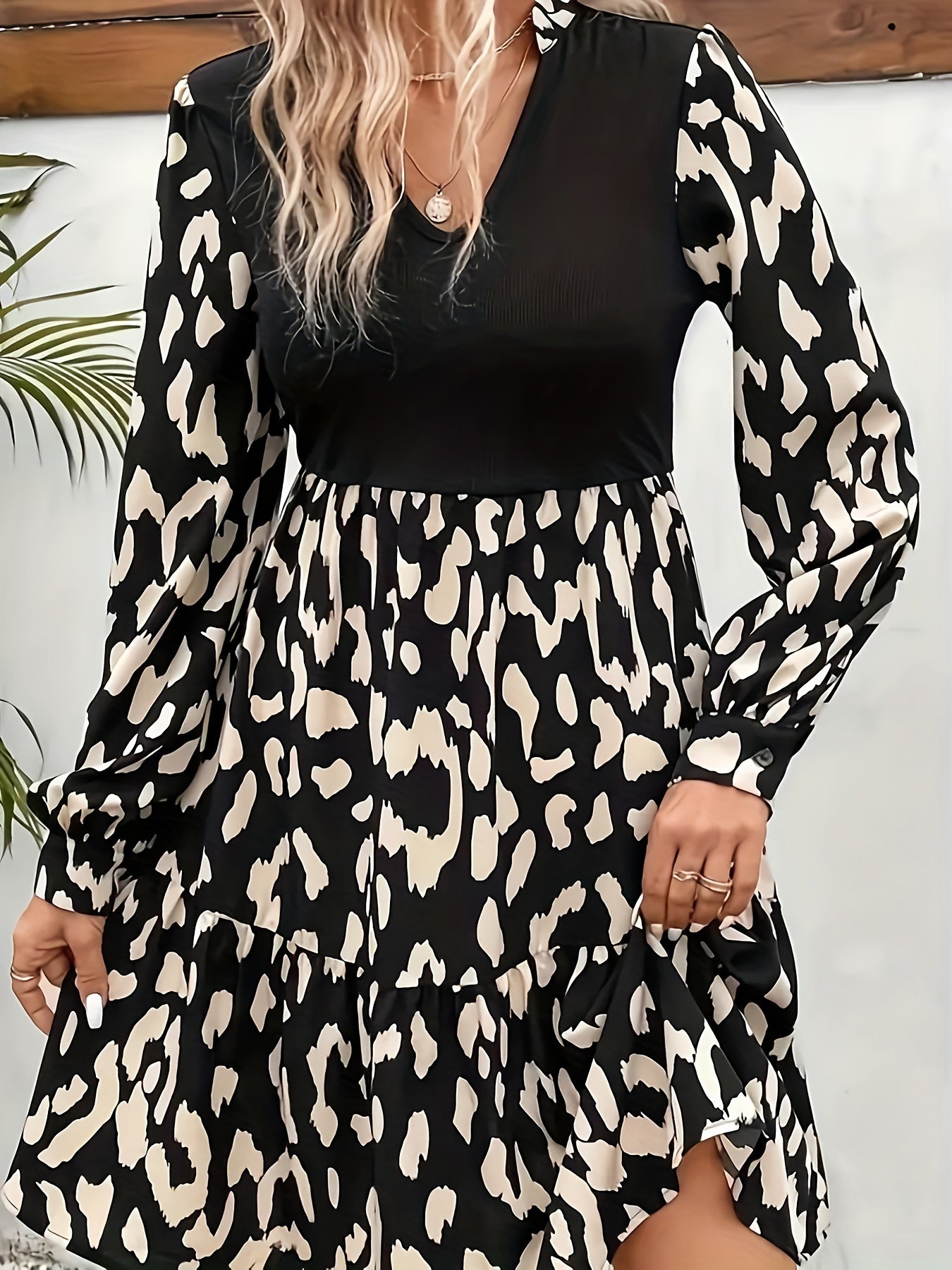 Colorblock Leopard Print Lantern Sleeve V Neck Smock Dress