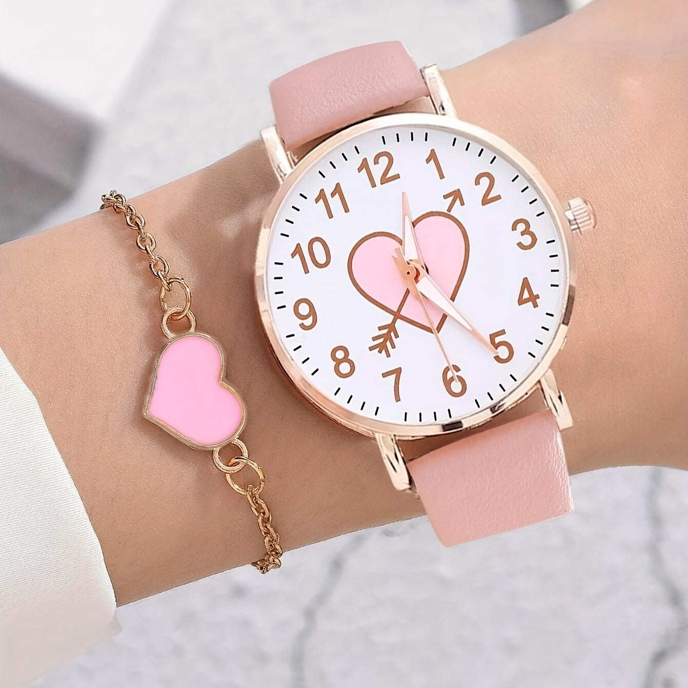 Polyurethane PU Sweet Round Strap Quartz Watch Dial & Heart Decoration