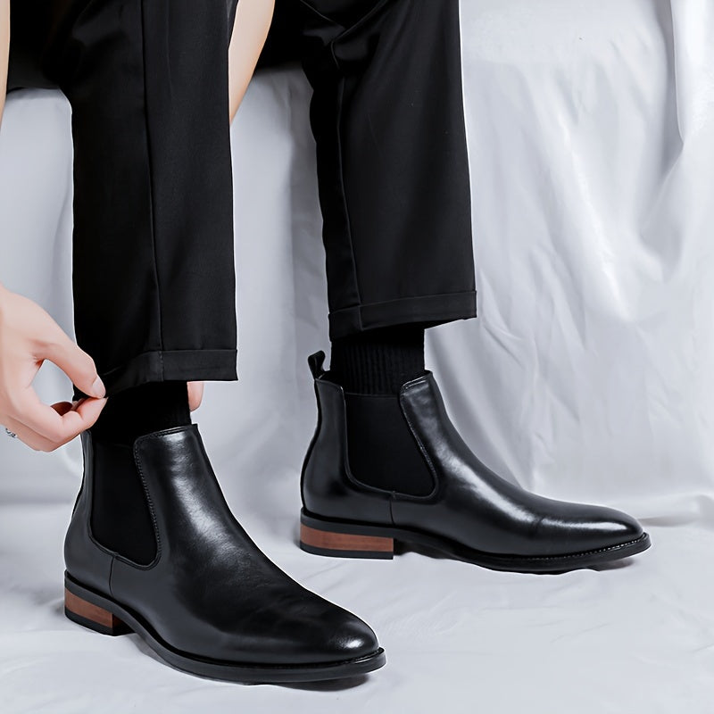 Men's Pointed Toe Chelsea Boots for Outdoor Wear