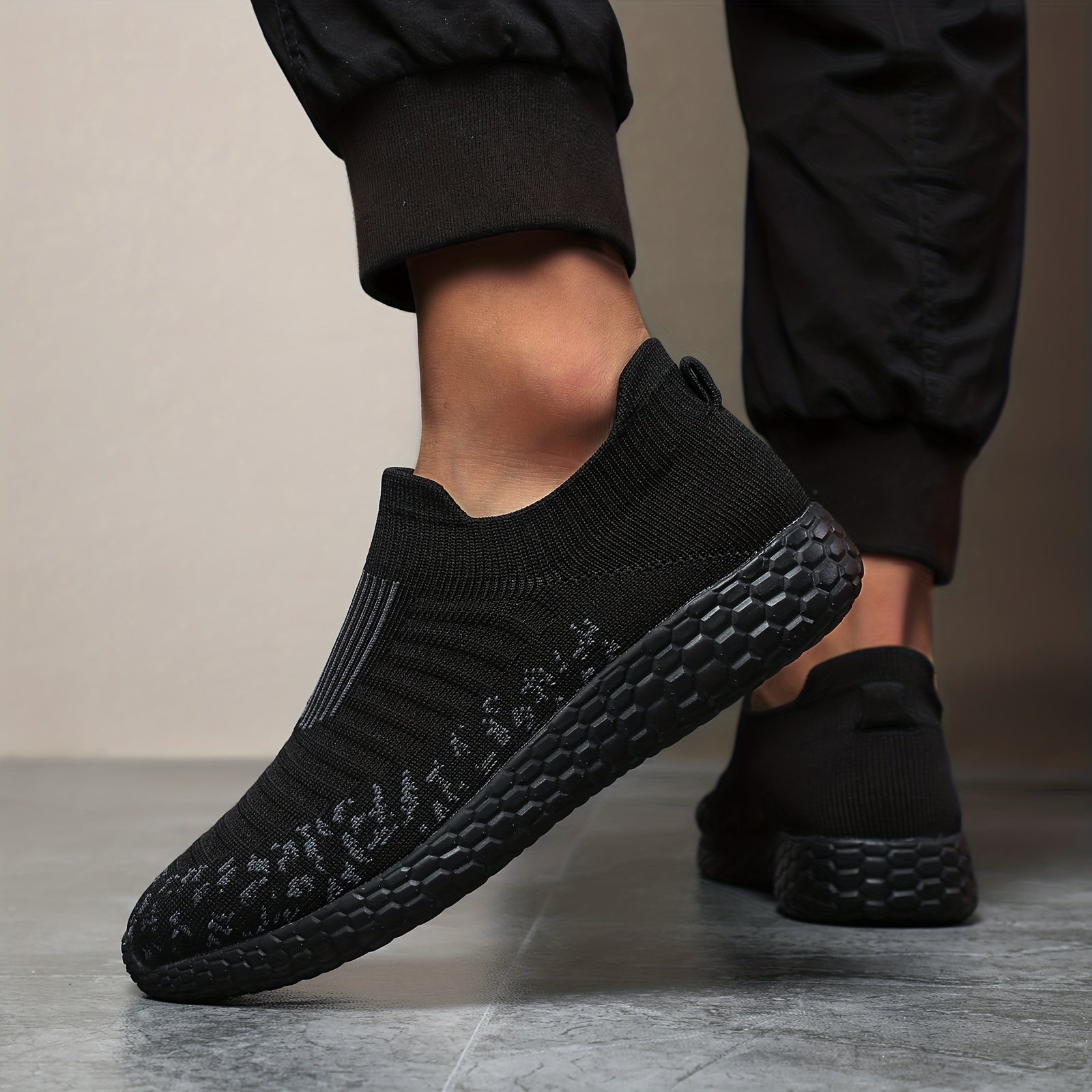 Men's Lightweight Slip on Athletic Shoes Breathable Walking Sneakers