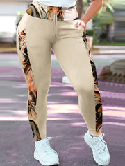 Women's Plus Size Sports Leggings with Contrast Print Waist and Pockets