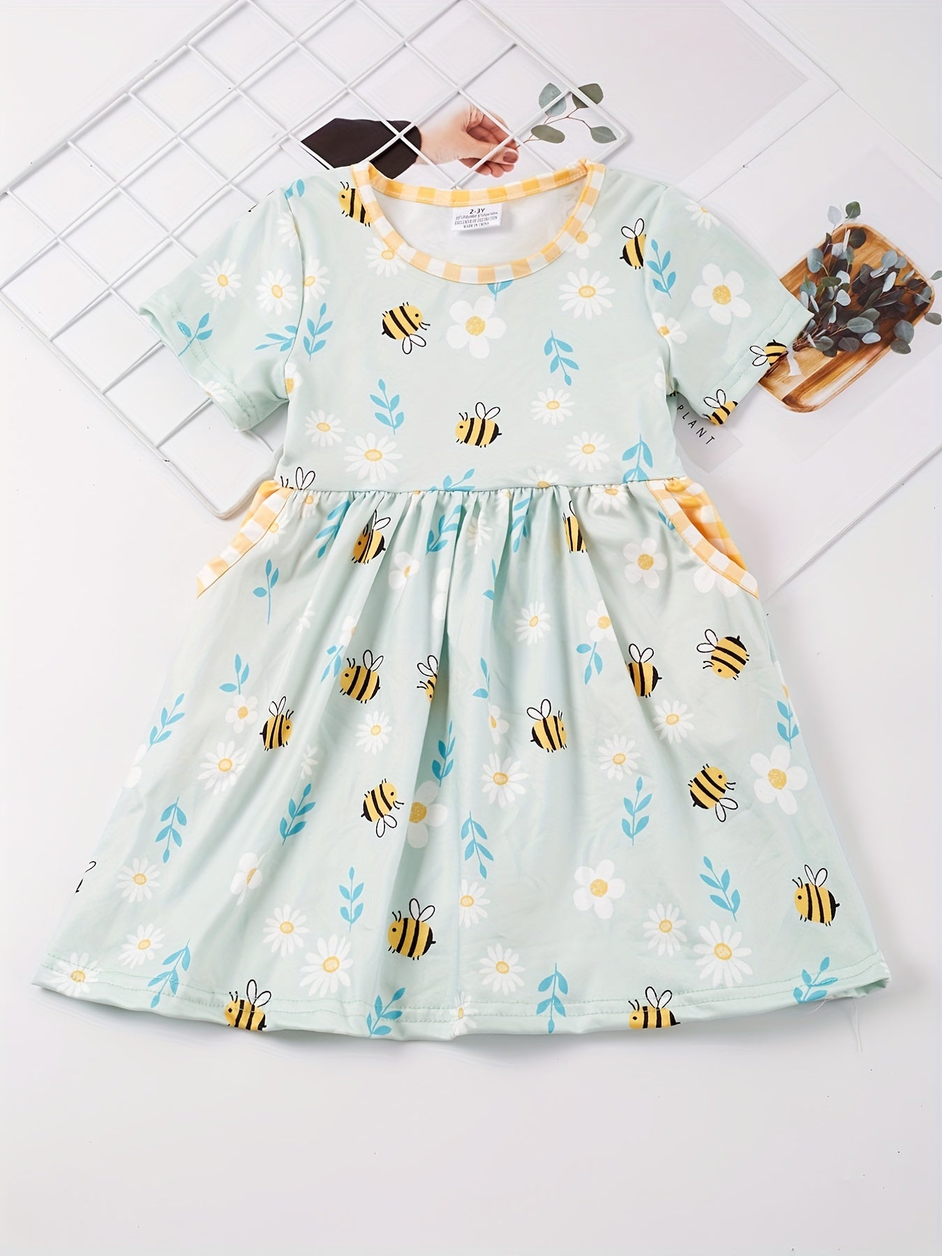 Toddler Girls Bee Floral Print Dress With Pocket