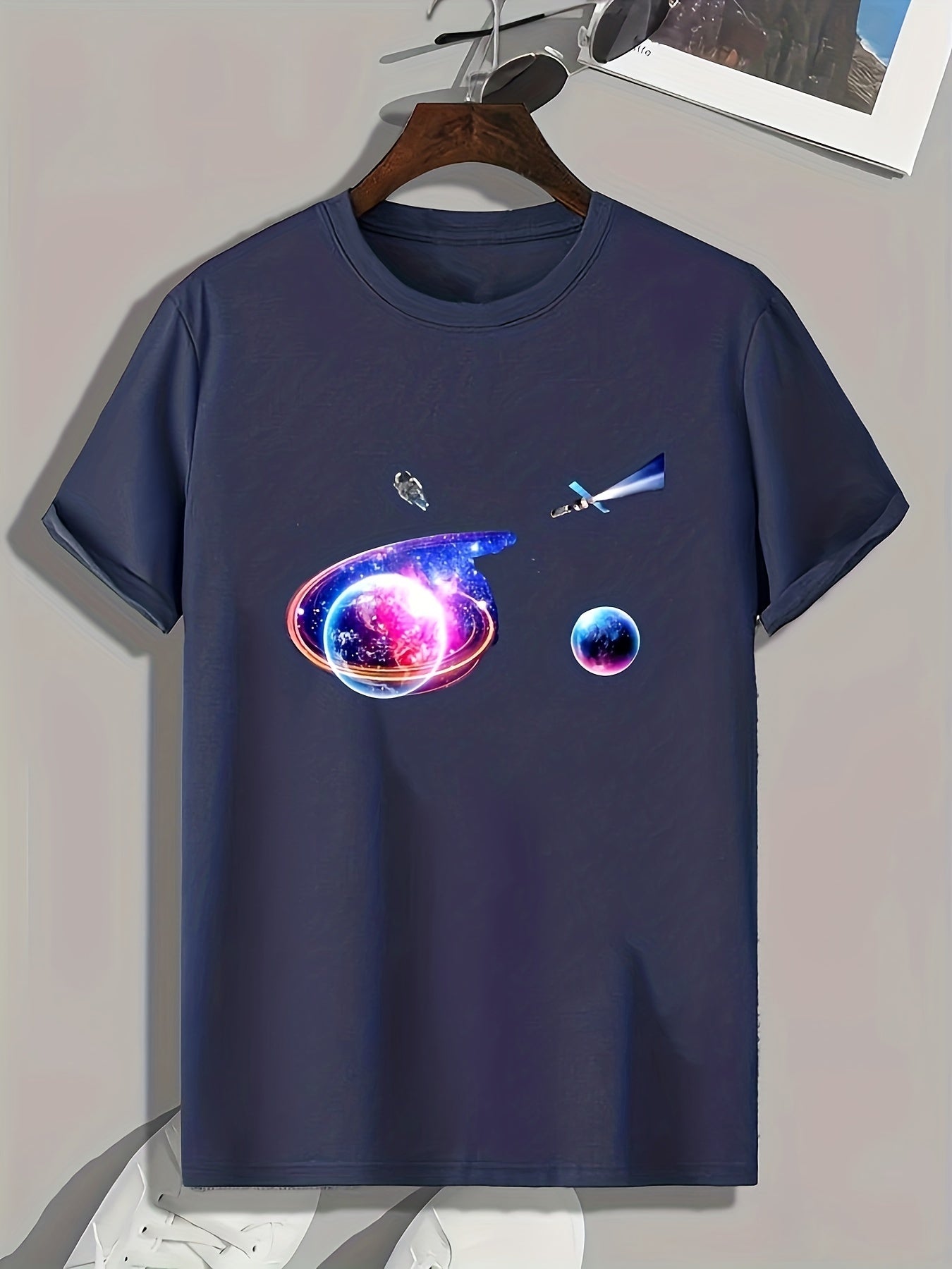Space View Print Men's Graphic T shirt Casual Comfy Tees For Summer