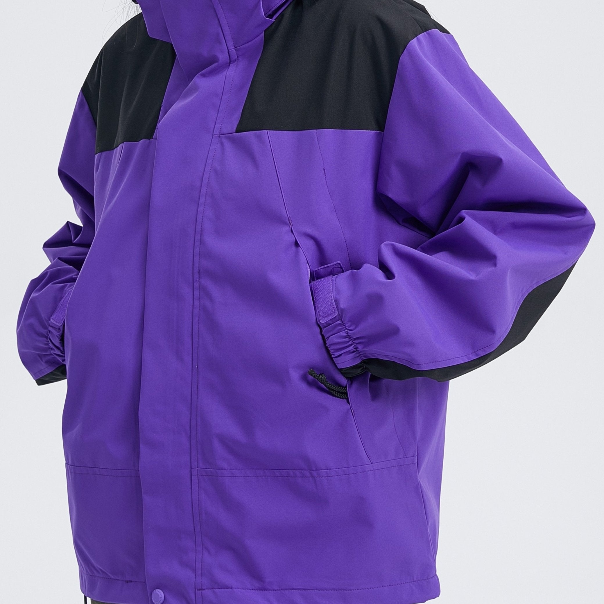 Women's Waterproof Outdoor Jacket for Hiking - Durable & Stylish