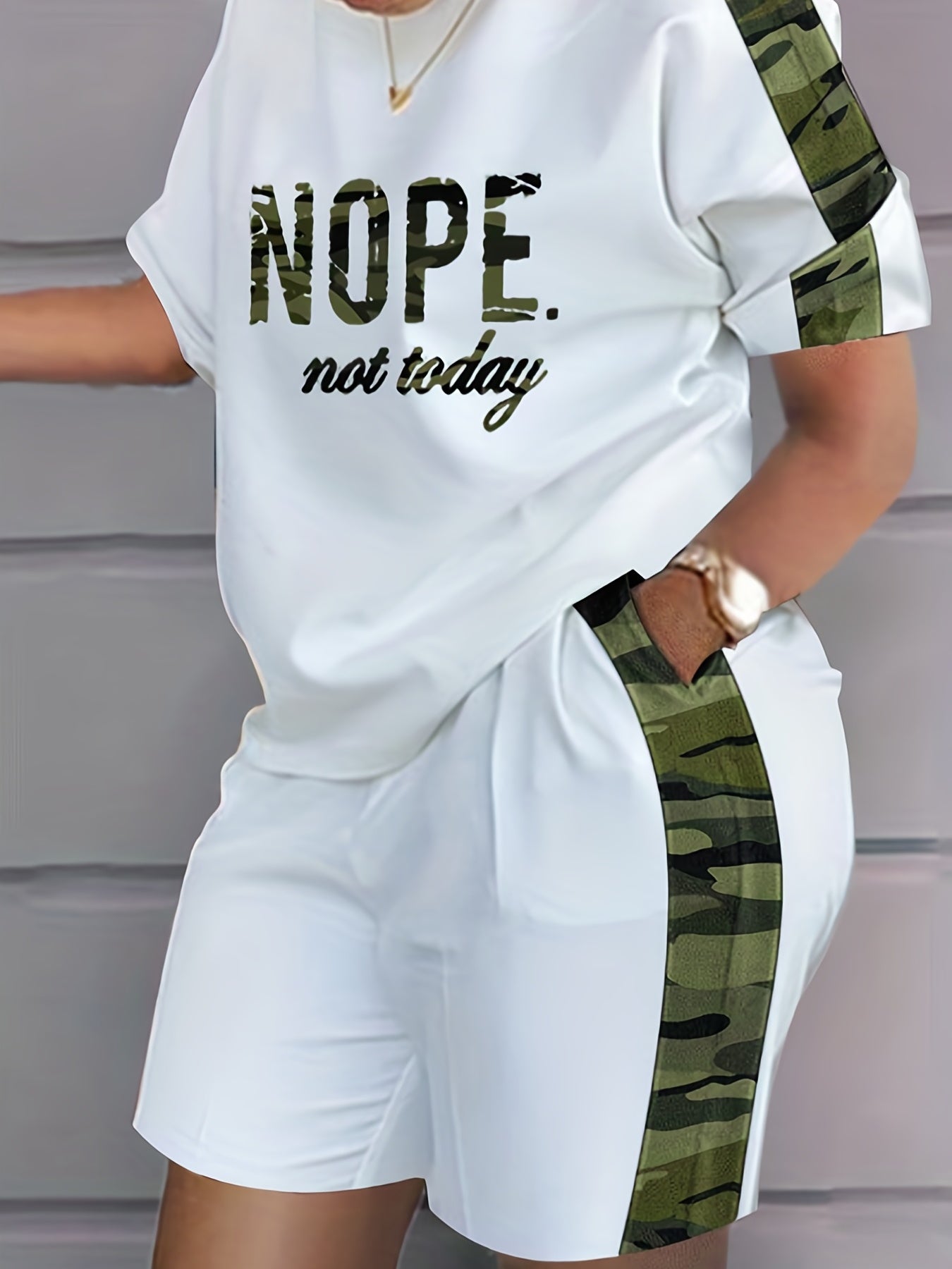 Letter Print Tee & Shorts 2 Piece Set