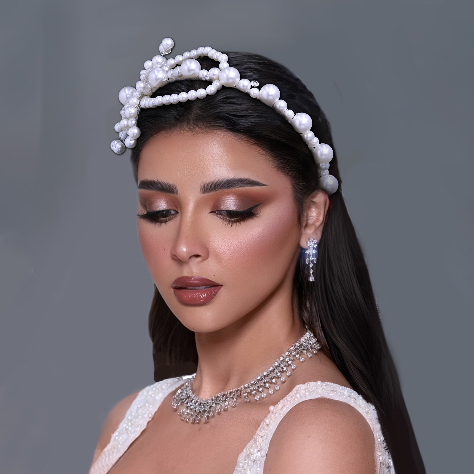 Beaded Flower Hairband for Women Resin Pearl Headpiece with Pearls