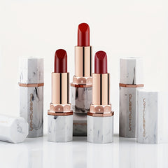 Moisturizing Rose Lipstick Lightens Lip Lines