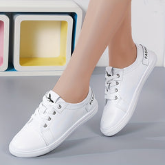 Women's Lace-Up Flat Sneakers Low Top Walking Shoes